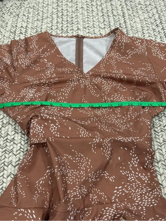 NWOT Brown and White Short Sleeve Romper - Picture 6 of 7